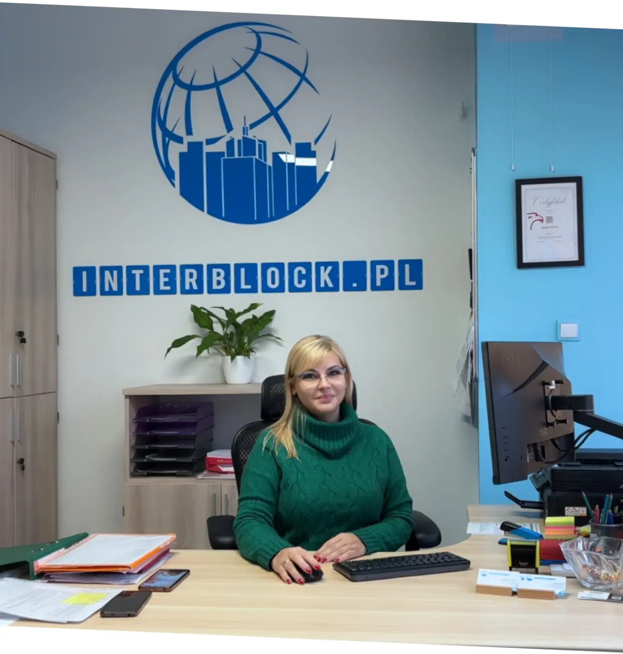 Beata w biurze INTERBLOCK